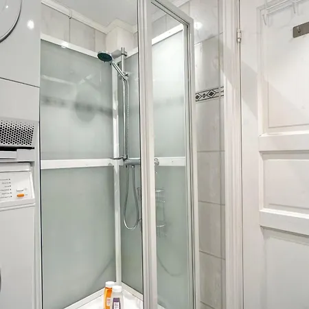 Cozy Apartment With Free Parking Jar Exterior photo